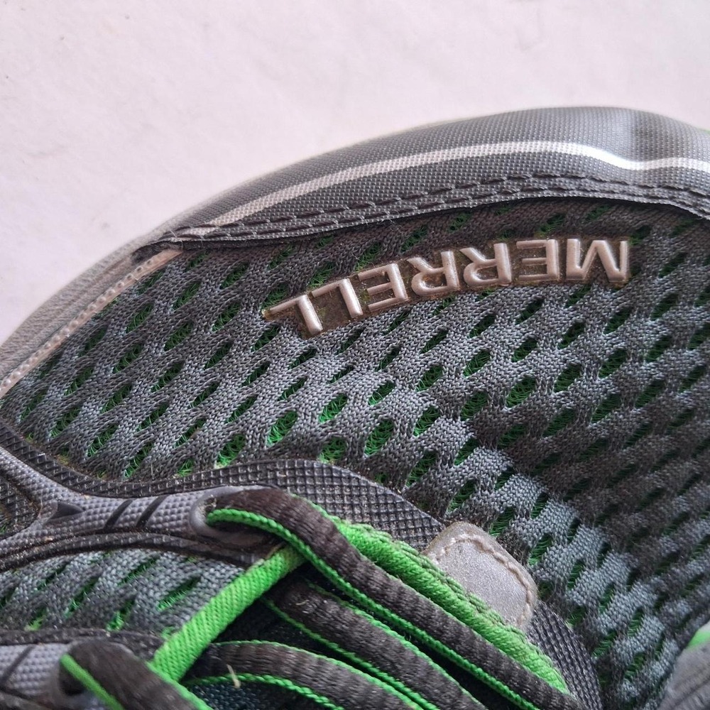 Merrill hiking shoes